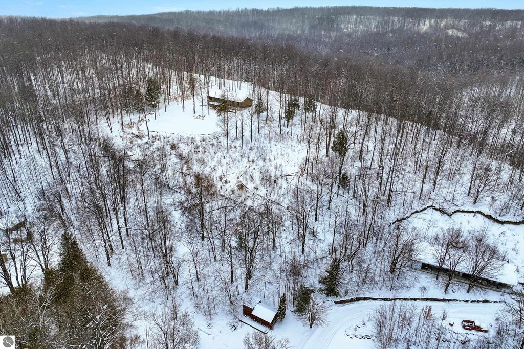 Photo of 11 Connemara Drive, Boyne City, MI 49712 (MLS # 1930343)