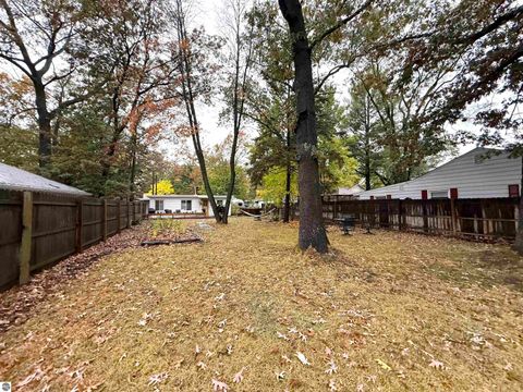 Tiny photo for 438 Davis Street, Traverse City, MI 49686 (MLS # 1939759)