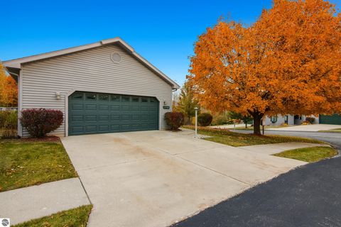Photo of 3702 Creekside Drive, Traverse City, MI 49684 (MLS # 1939563)
