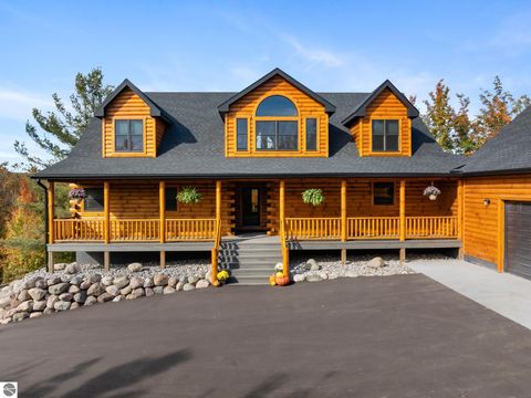 Tiny photo for 6755 Pleasantview Road, Harbor Springs, MI 49740 (MLS # 1940049)