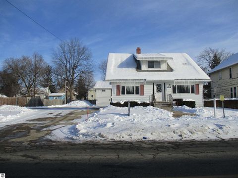 Tiny photo for 430 Bridge Avenue, Alma, MI 48801 (MLS # 1941200)