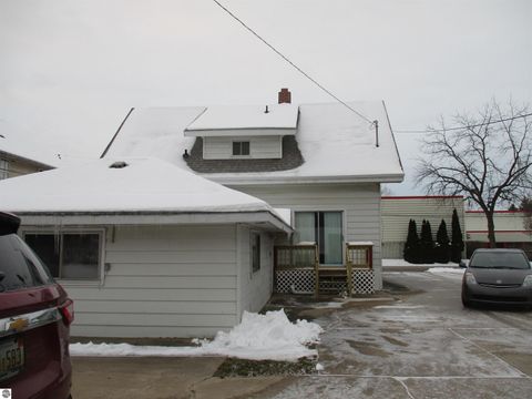 Tiny photo for 430 Bridge Avenue, Alma, MI 48801 (MLS # 1941200)