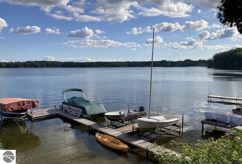 Tiny photo for 9321 W Oak Drive, Lake City, MI 49651 (MLS # 1940849)