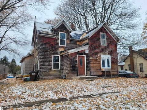 Photo of 519 Boon Street, Cadillac, MI 49601 (MLS # 1940459)