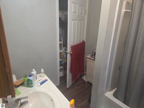 Tiny photo for 818 E Chippewa Street, Mt Pleasant, MI 48858 (MLS # 1941283)