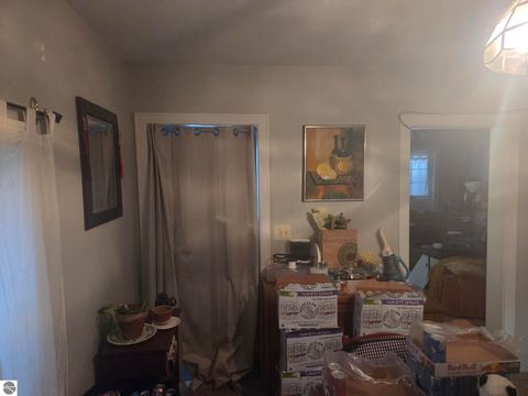 Tiny photo for 818 E Chippewa Street, Mt Pleasant, MI 48858 (MLS # 1941283)