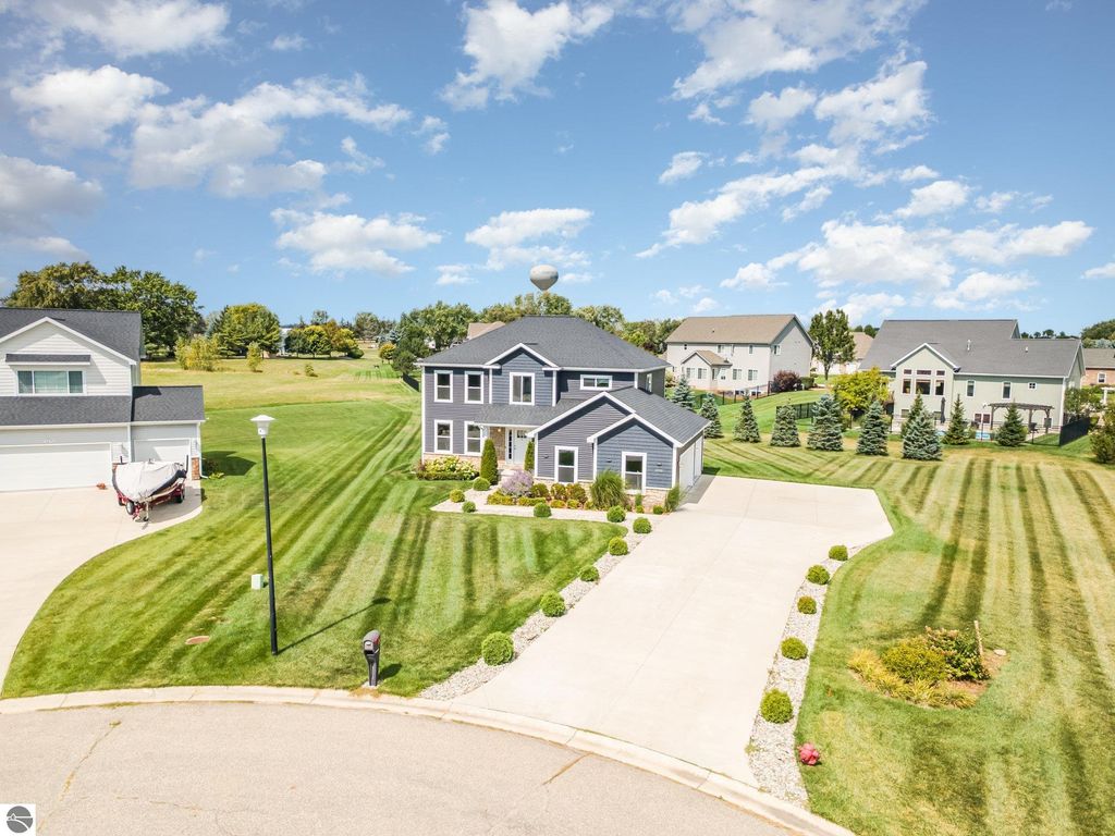 Photo of 2275 Sandstone Drive, Mt Pleasant, MI 48858 (MLS # 1938319)