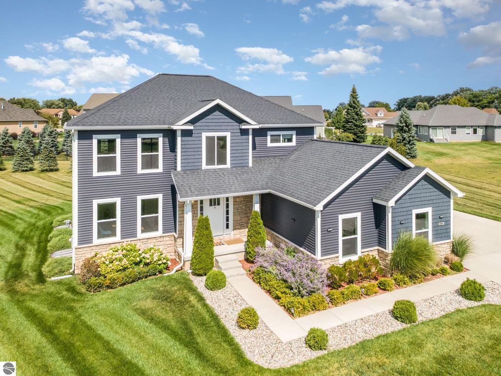Photo of 2275 Sandstone Drive, Mt Pleasant, MI 48858 (MLS # 1938319)