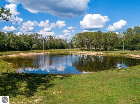 Tiny photo for 3175 Strand Road, Muskegon, MI 49445 (MLS # 1941121)