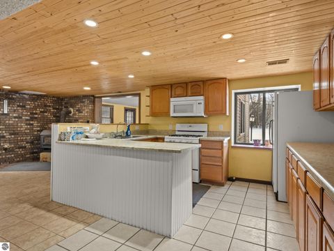 Tiny photo for 3175 Strand Road, Muskegon, MI 49445 (MLS # 1941121)