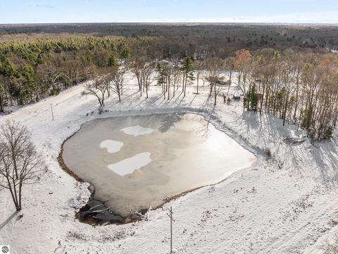 Tiny photo for 3175 Strand Road, Muskegon, MI 49445 (MLS # 1941121)