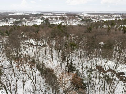 Tiny photo for 3019 Ishpeming Trail, Traverse City, MI 49686 (MLS # 1941166)