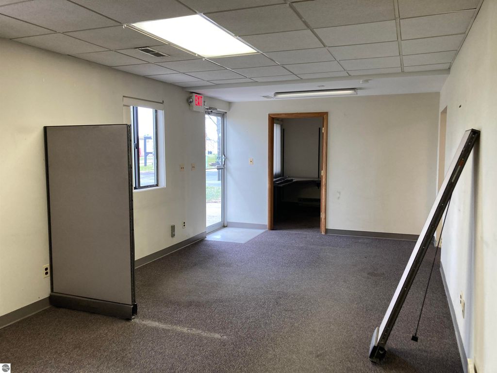 Photo of 1237 Hastings Street, Traverse City, MI 49686 (MLS # 1934048)