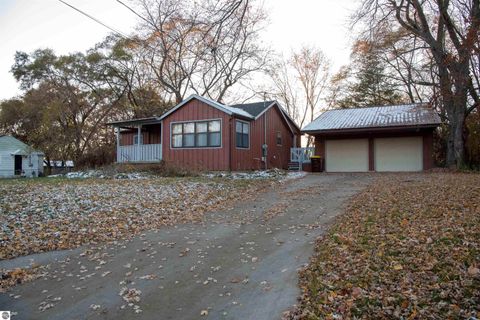 Tiny photo for 1001 N Adams Street, Mt Pleasant, MI 48858 (MLS # 1941348)