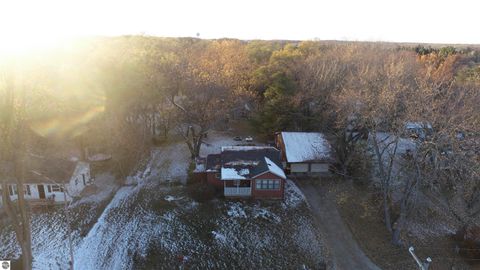 Tiny photo for 1001 N Adams Street, Mt Pleasant, MI 48858 (MLS # 1941348)