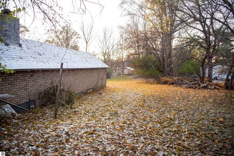 Tiny photo for 1001 N Adams Street, Mt Pleasant, MI 48858 (MLS # 1941348)