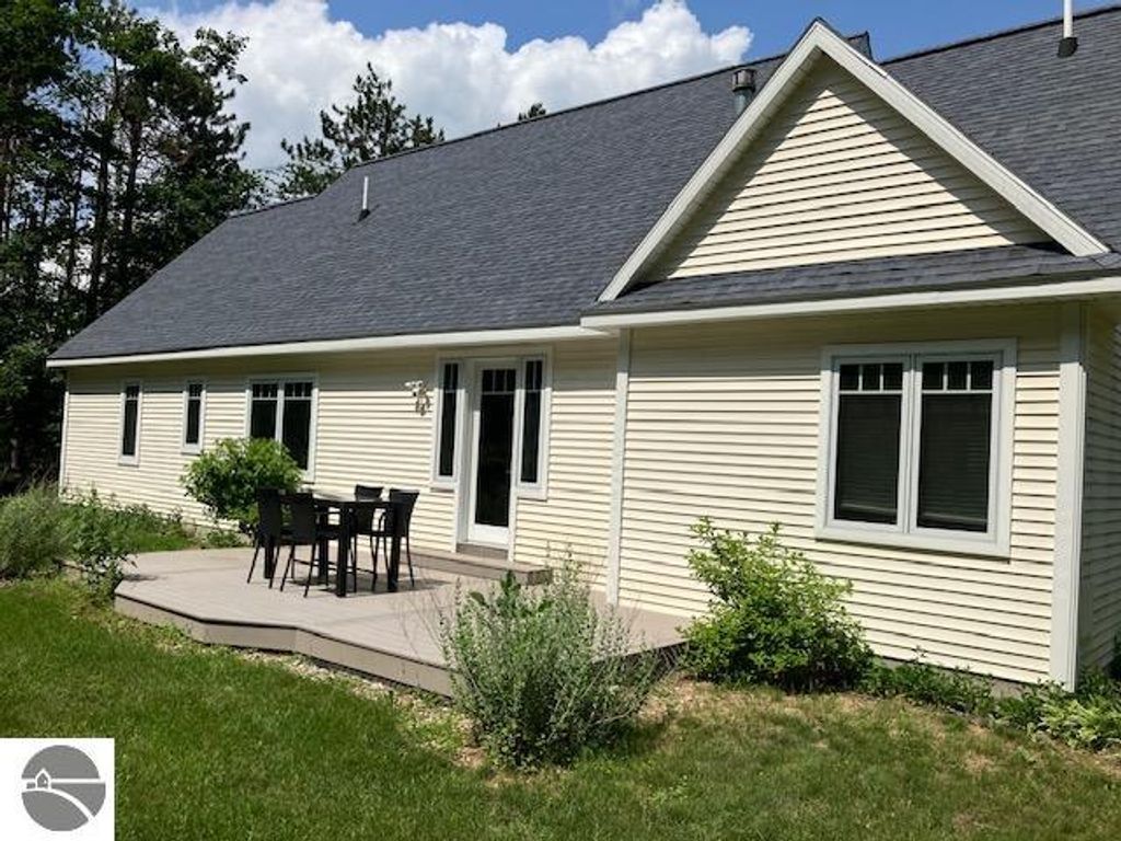 Photo of 4838 Keaton Lane #106, Petoskey, MI 49770 (MLS # 1937566)
