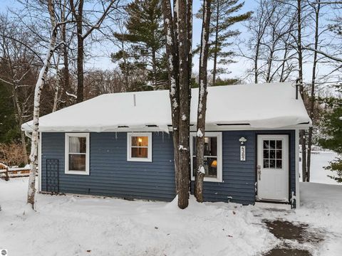 Tiny photo for 4307 Balsam Circle, Traverse City, MI 49696 (MLS # 1940959)