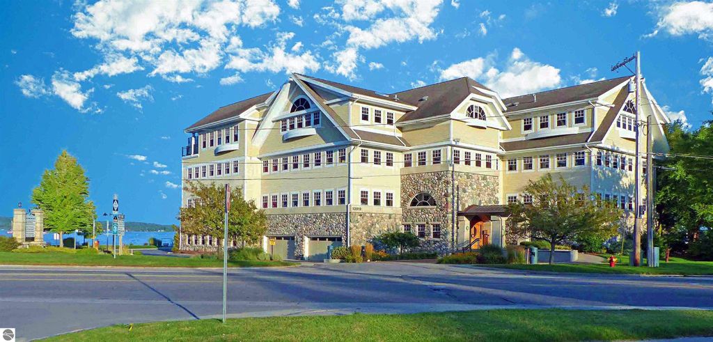 Photo of 13919 S West Bayshore Drive #G03, Traverse City, MI 49684 (MLS # 1928000)
