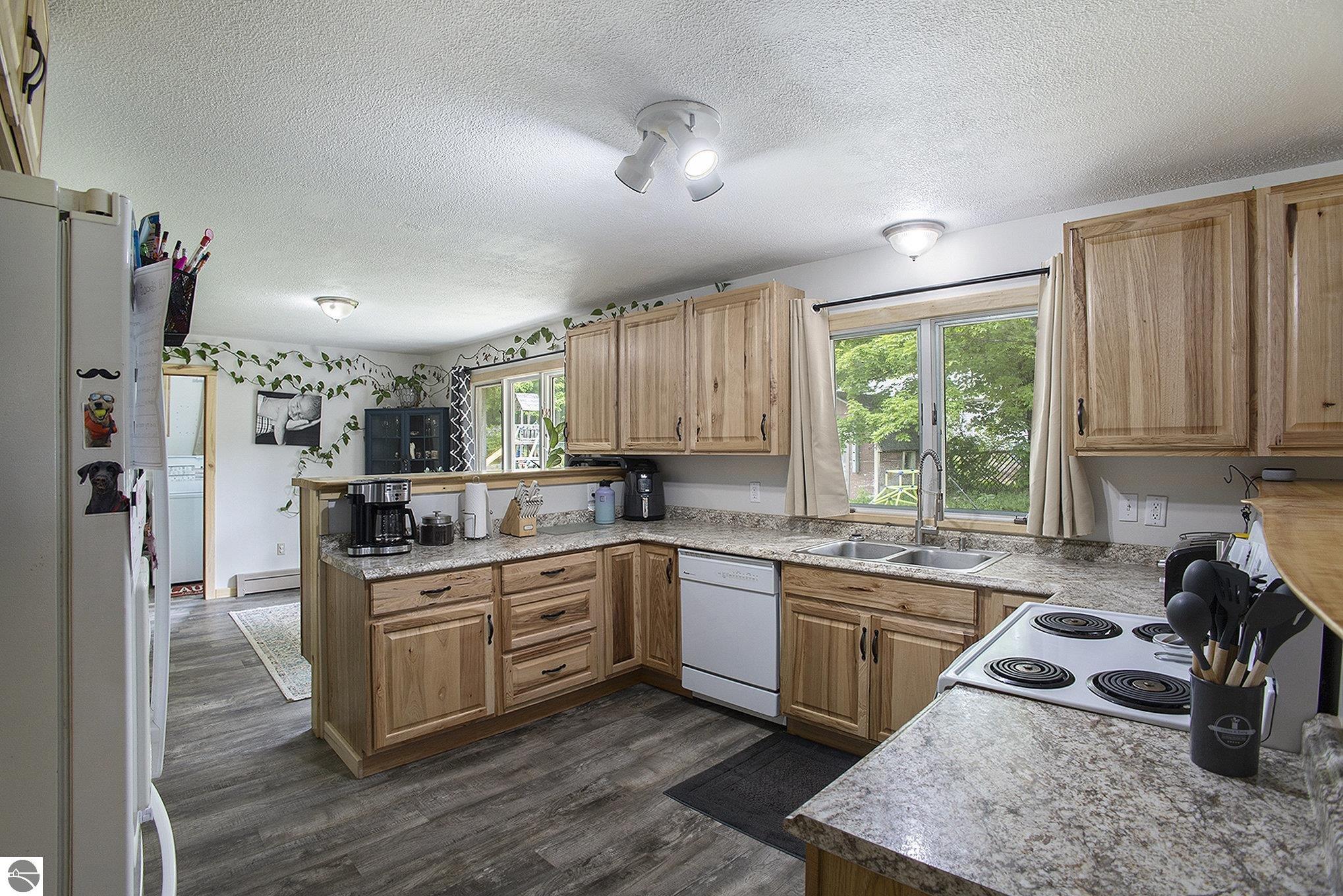 Kingsley, Michigan 49649, United States, 4 Bedrooms Bedrooms, ,3 BathroomsBathrooms,Residential,Active,135821