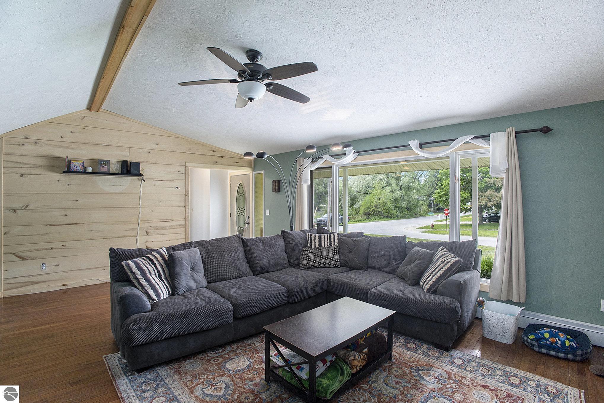 Kingsley, Michigan 49649, United States, 4 Bedrooms Bedrooms, ,3 BathroomsBathrooms,Residential,Active,135821