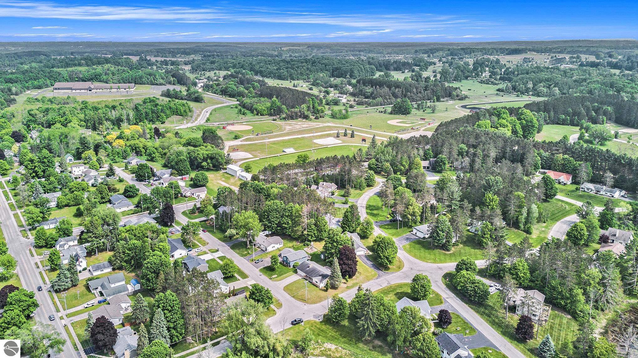 Kingsley, Michigan 49649, United States, 4 Bedrooms Bedrooms, ,3 BathroomsBathrooms,Residential,Active,135821