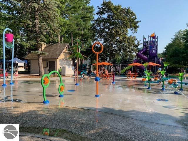 Kingsley, Michigan 49649, United States, 4 Bedrooms Bedrooms, ,3 BathroomsBathrooms,Residential,Active,135821