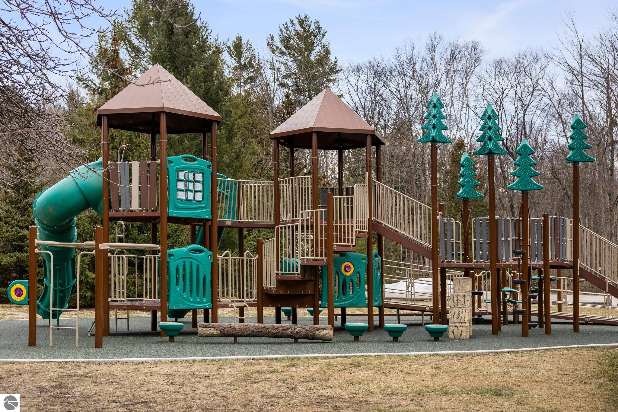 Northport, Michigan 49670, United States, ,Land,Pending,57347