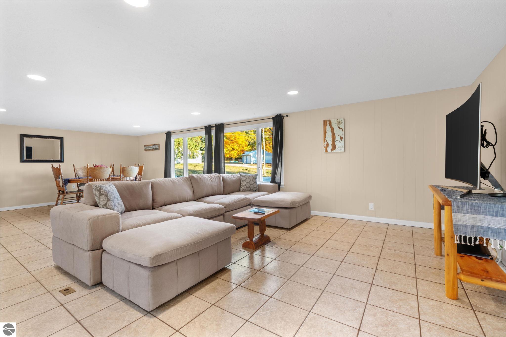 Rapid City, Michigan 49676, United States, ,Commercial,Active,236122