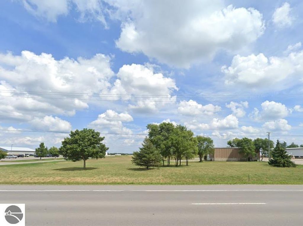 Photo of 135 US-31 S, Traverse City, MI 49685 (MLS # 1930190)