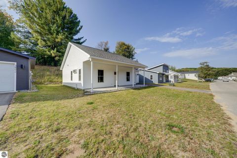 Tiny photo for 3888 Falling Leaf Trail, Traverse City, MI 49686 (MLS # 1939480)