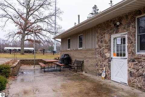 Tiny photo for 5110 W Mannsiding Road, Lake, MI 48632 (MLS # 1940843)