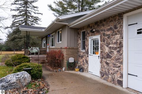 Tiny photo for 5110 W Mannsiding Road, Lake, MI 48632 (MLS # 1940843)