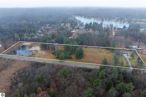 Tiny photo for 5110 W Mannsiding Road, Lake, MI 48632 (MLS # 1940843)