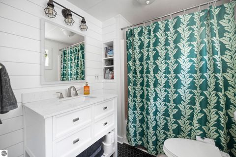 Tiny photo for 221 W Fifteenth Street, Traverse City, MI 49684 (MLS # 1939916)