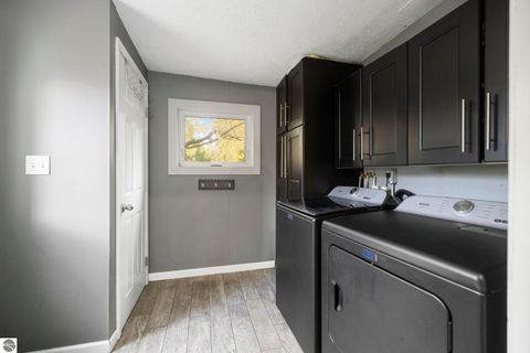 Tiny photo for 221 W Fifteenth Street, Traverse City, MI 49684 (MLS # 1939916)