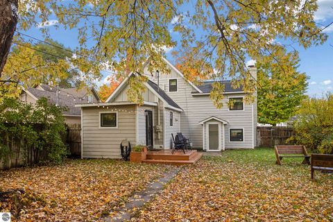Tiny photo for 221 W Fifteenth Street, Traverse City, MI 49684 (MLS # 1939916)