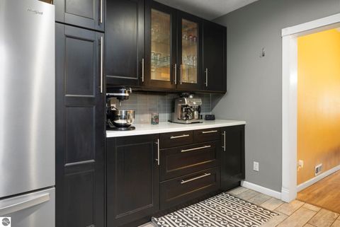 Tiny photo for 221 W Fifteenth Street, Traverse City, MI 49684 (MLS # 1939916)