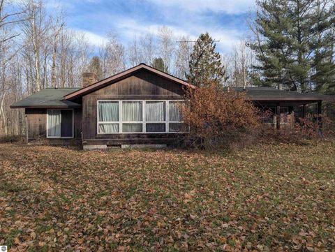 Photo of 3895 Ellison Road, Standish, MI 48658 (MLS # 1940866)