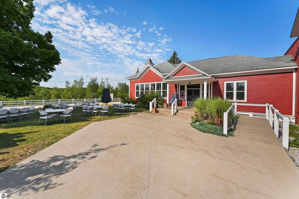 Photo of 172 W Burdickville Road, Maple City, MI 49664 (MLS # 1938402)