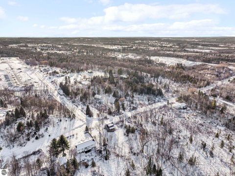 Tiny photo for 1713 Vanderlip Road, Traverse City, MI 49686 (MLS # 1941294)