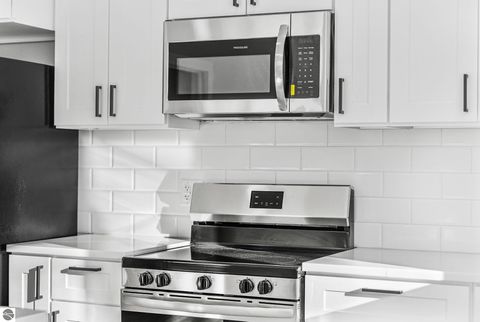 Tiny photo for 1713 Vanderlip Road, Traverse City, MI 49686 (MLS # 1941294)