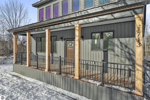 Tiny photo for 1713 Vanderlip Road, Traverse City, MI 49686 (MLS # 1941294)