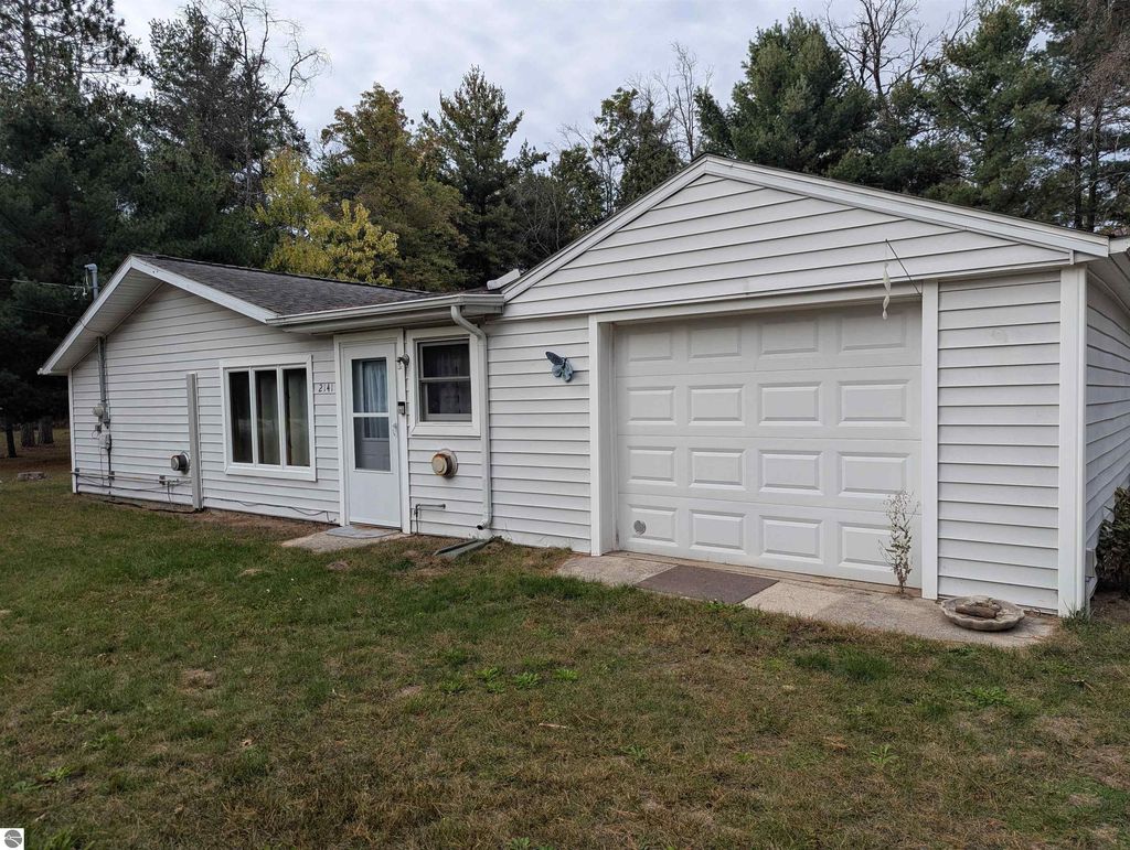 Photo of 2141 Geraldine Street, Prescott, MI 48756 (MLS # 1939556)