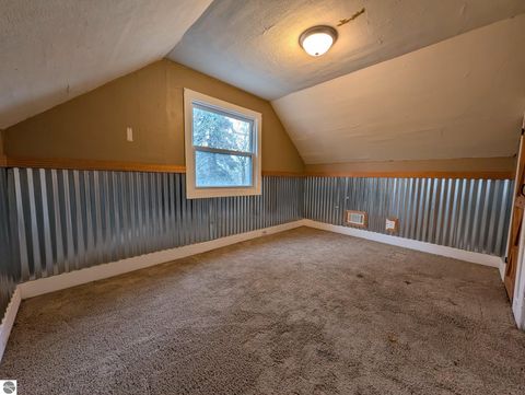 Tiny photo for 822 N River Avenue, Alma, MI 48881 (MLS # 1940666)