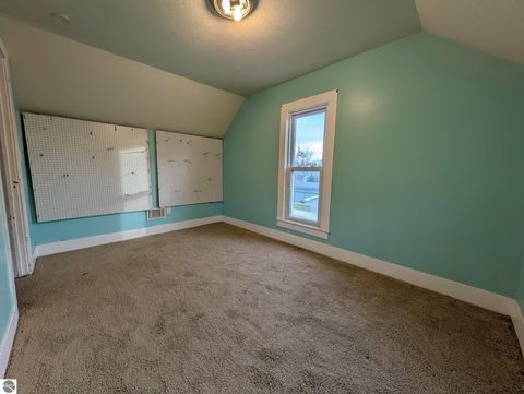 Tiny photo for 822 N River Avenue, Alma, MI 48881 (MLS # 1940666)