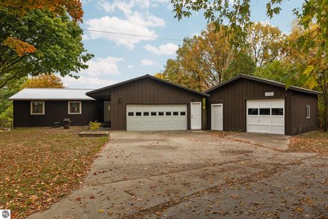 Tiny photo for 20405 Mack, Big Rapids, MI 49307 (MLS # 1939737)