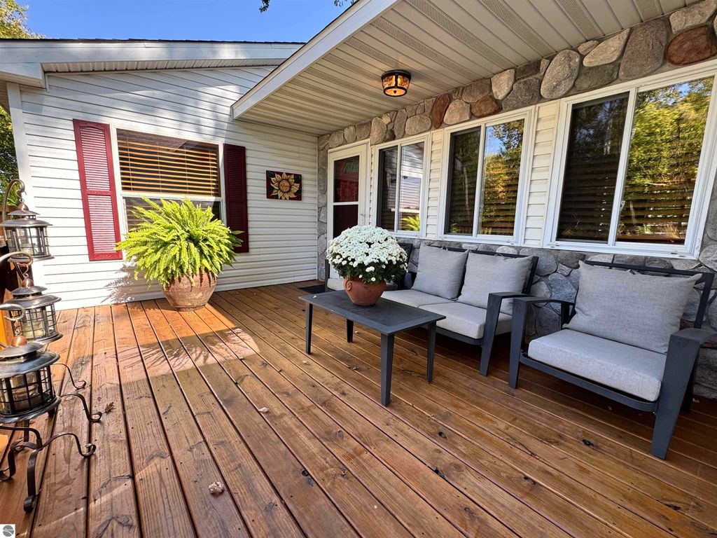 Photo of 1110 Hemlock Street, Clare, MI 48617 (MLS # 1939349)