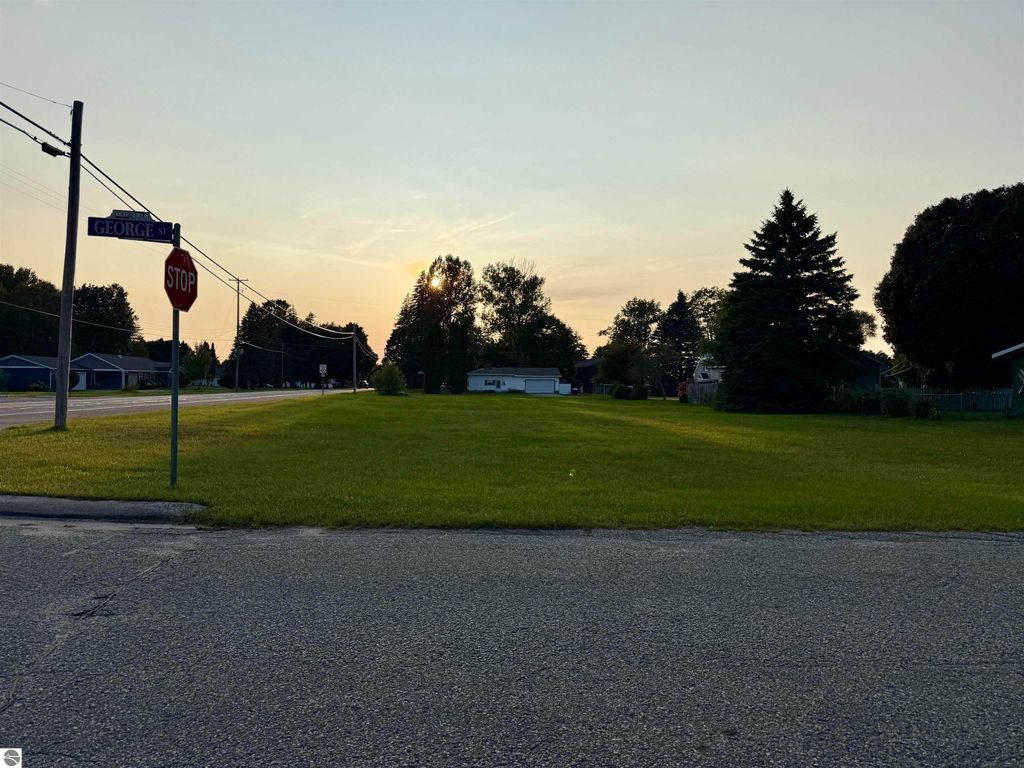 Photo of 77 Sunnyside Drive, Cadillac, MI 49601 (MLS # 1938446)