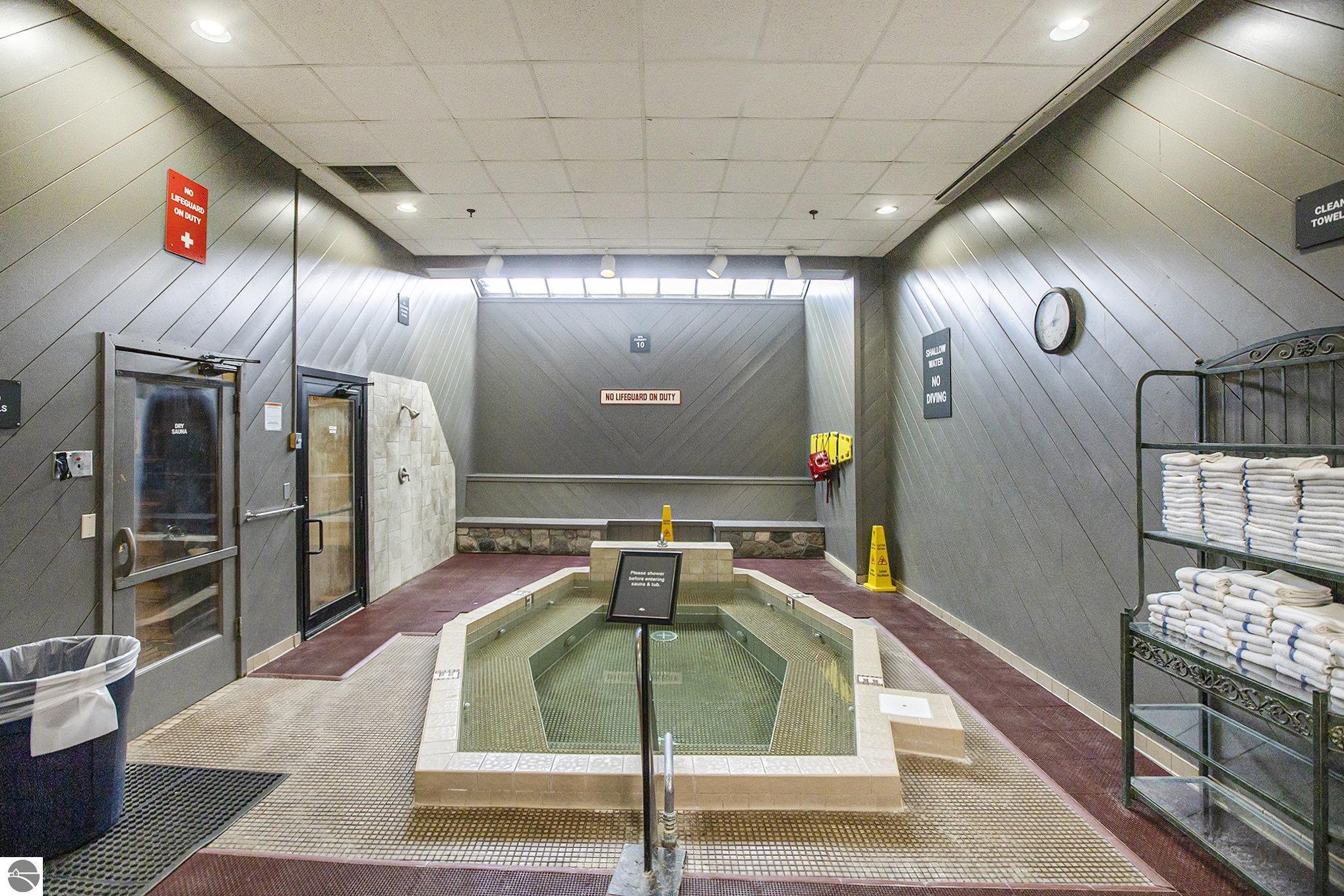 Bellaire, Michigan 49615, United States, 1 Bedroom Bedrooms, ,1 BathroomBathrooms,Residential,Active,181011